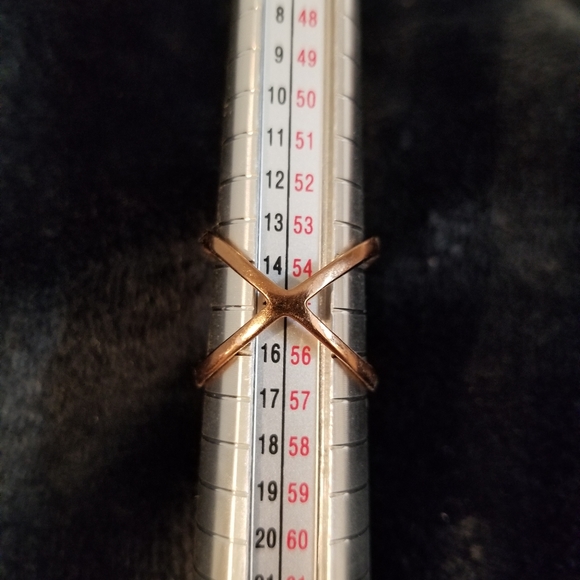 Michael Kors Crisscross Ring - Picture 2 of 3